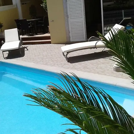 Charmosa Vila/vilamoura Villa *